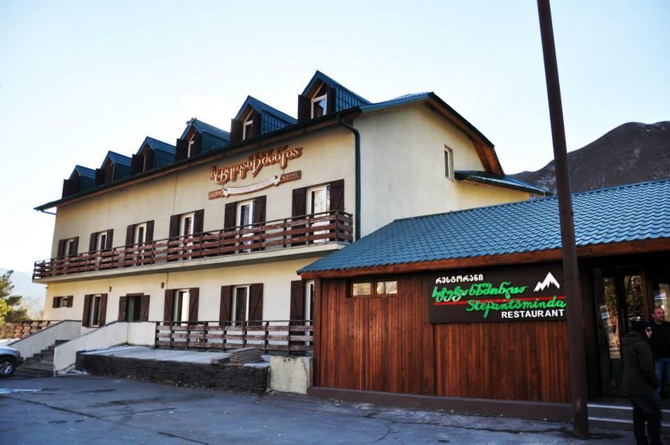 Hotel Stepantsminda Екстериор снимка