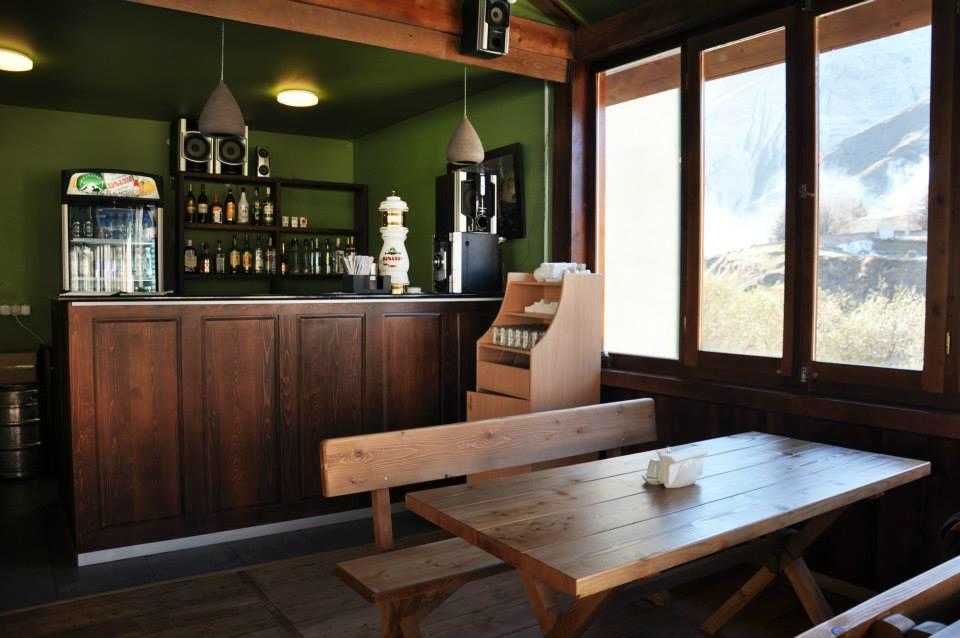 Hotel Stepantsminda Екстериор снимка